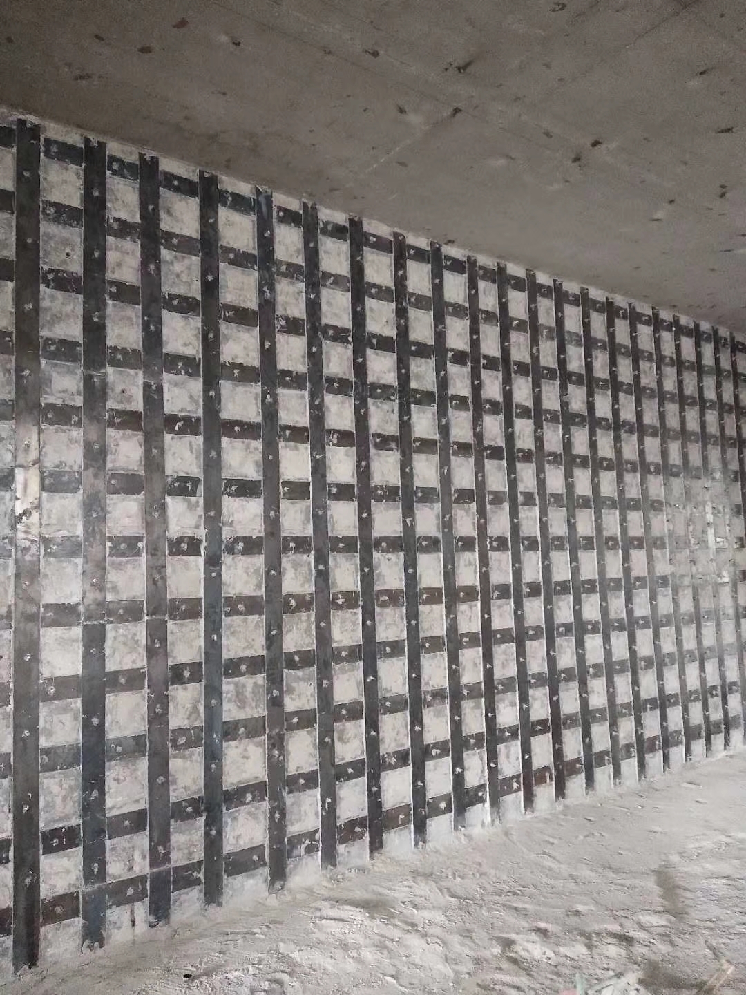 乌兰浩特墙面裂缝修补方法